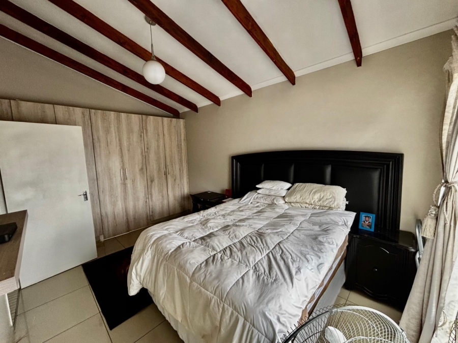 To Let 3 Bedroom Property for Rent in Waterkloof A H North West